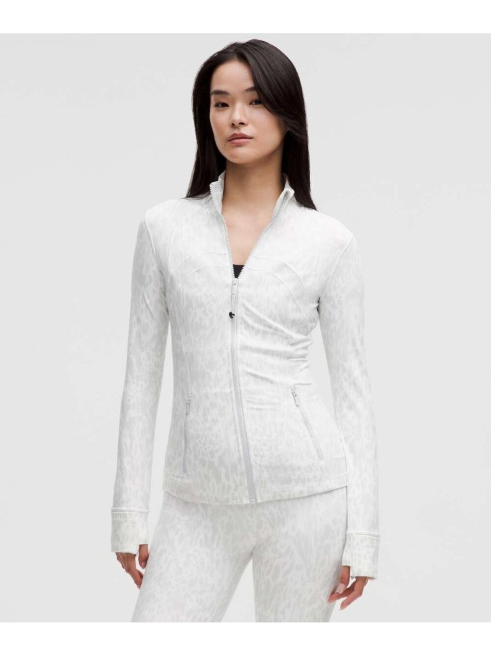Lululemon size 6 Define Jacket *Nulu Contour Spot White Multi Great condition
